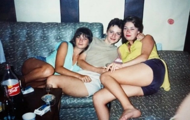 Девчата из 90-х и 2000-х 03.12.2025 - «Прикольные картинки»